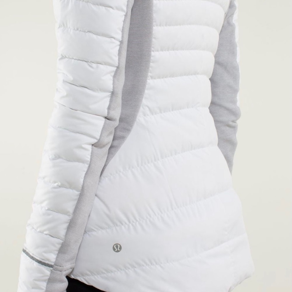 Lululemon Fluff Off Jacket White Grey Size 6